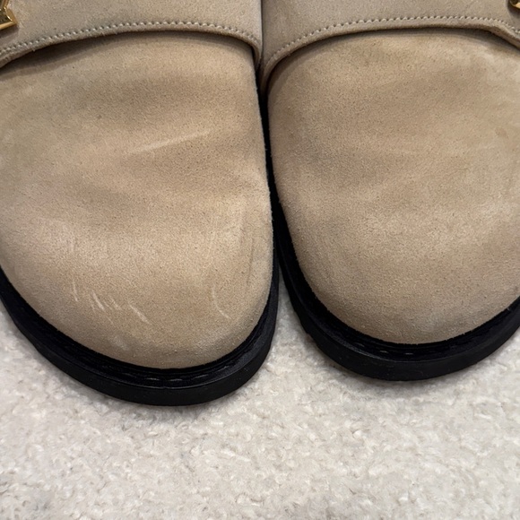 Louis Vuitton Women's Beige Shearling Slip-On Mules - Picture 5 of 8